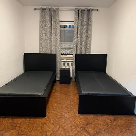 Laras Voll Ausgestattete Gartenwohnung Mit Wlan Und Tv Werne Exterior foto