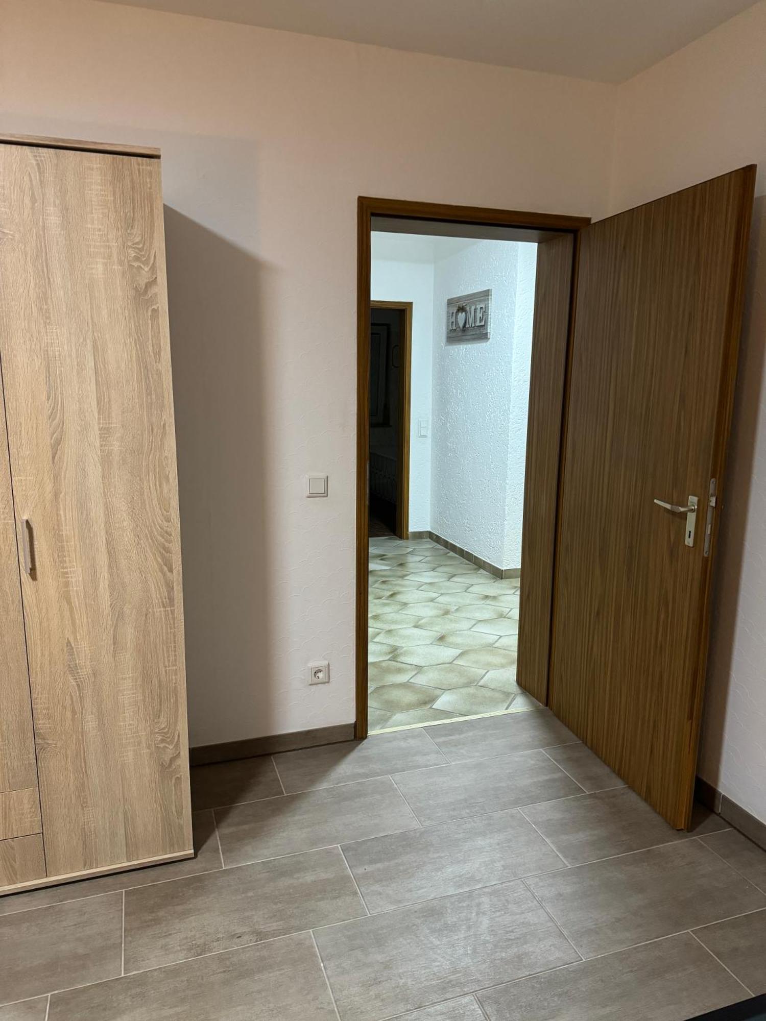 Apartment Laras Voll Ausgestattete Gartenwohnung Mit Wlan Und Tv